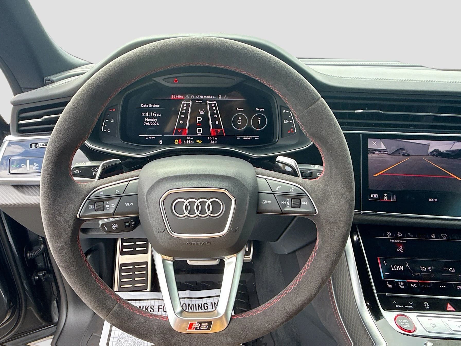 Audi RS Q8 performance quattro 2026 — side view
