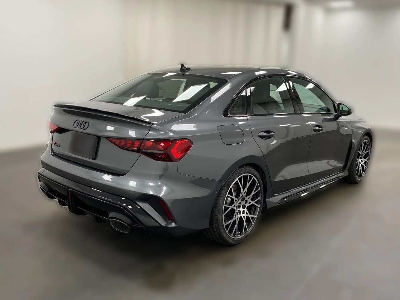 Audi RS 3 Base quattro 2026 — side view