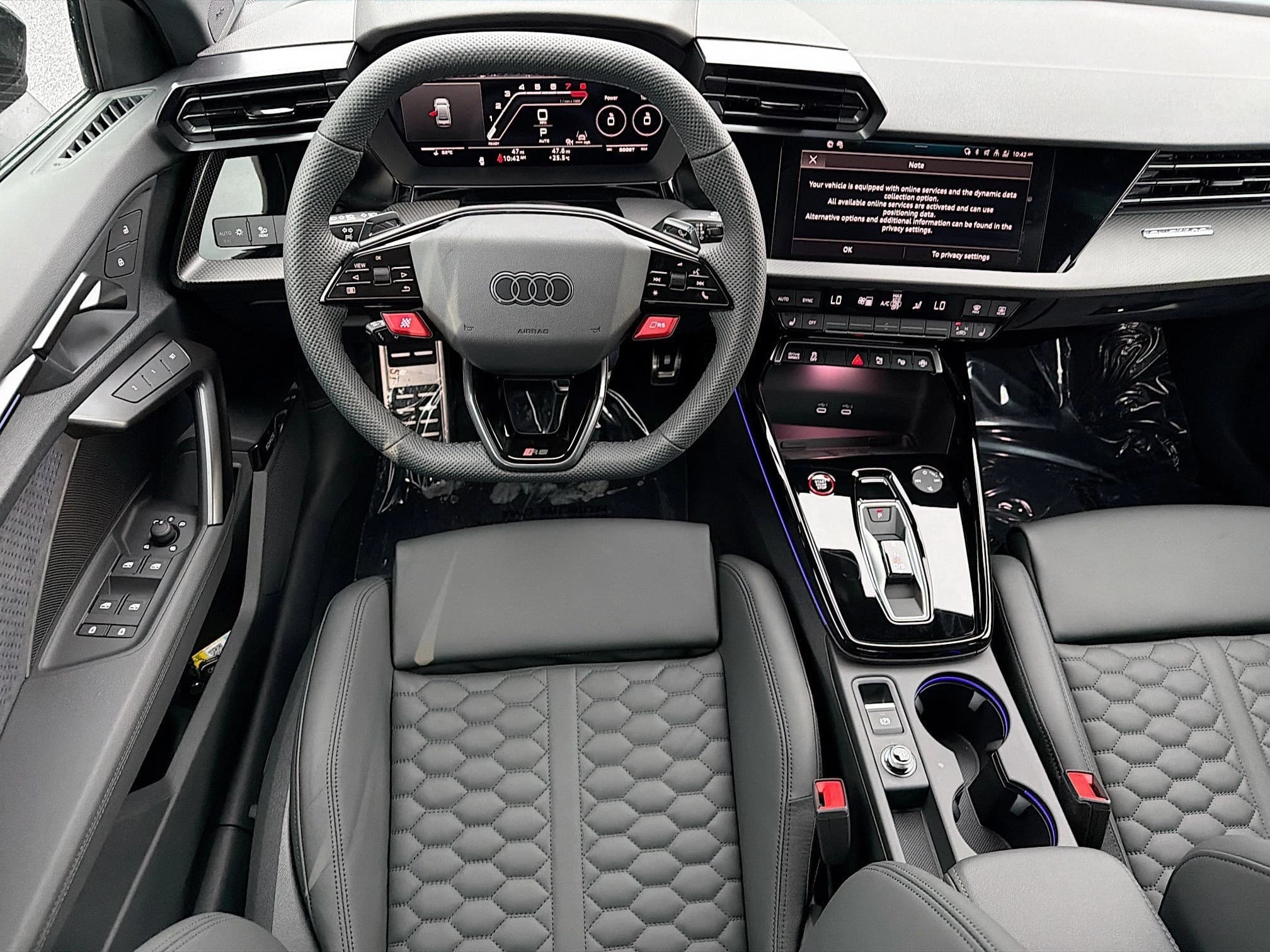 Audi RS 3 Base quattro 2026 — side view