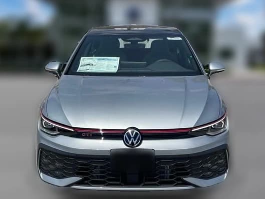 Volkswagen Golf GTI SE 2.0T DSG 2026 — side view