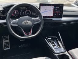 Volkswagen Golf GTI SE 2.0T DSG 2026 — side view