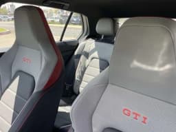 Volkswagen Golf GTI SE 2.0T DSG 2026 — side view