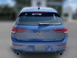 Volkswagen Golf GTI SE 2.0T DSG 2026 — side view