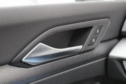 Volkswagen Golf GTI SE 2.0T DSG 2026 — side view
