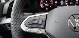 Volkswagen Golf GTI SE 2.0T DSG 2026 — side view