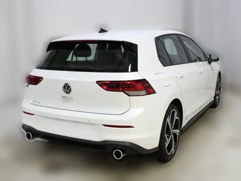 Volkswagen Golf GTI SE 2.0T DSG 2026 — side view