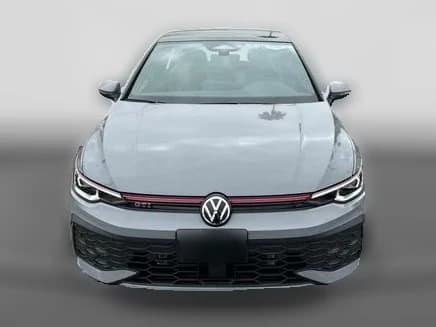 Volkswagen Golf GTI SE 2.0T DSG 2026 — side view