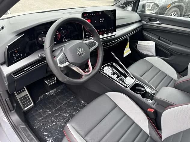 Volkswagen Golf GTI SE 2.0T DSG 2026 — side view