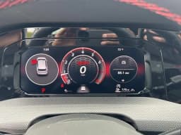 Volkswagen Golf GTI SE 2.0T DSG 2026 — side view