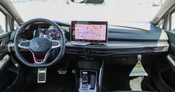 Volkswagen Golf GTI SE 2.0T DSG 2026 — side view