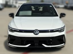 Volkswagen Golf R Base 2.0T DSG 2026 — side view