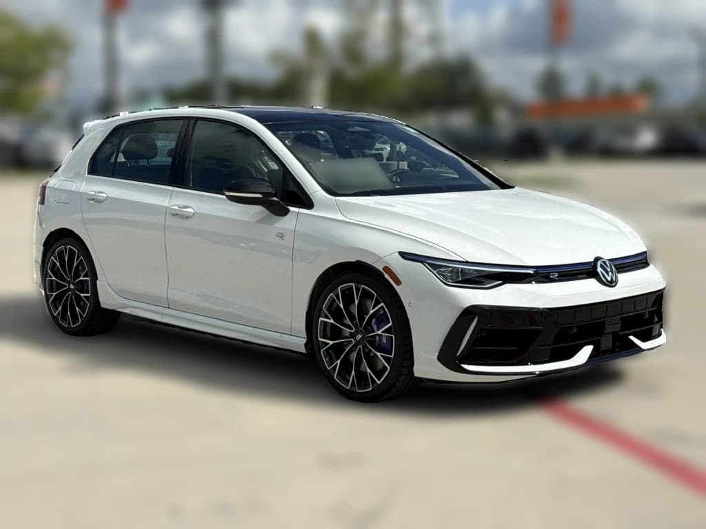Volkswagen Golf R Base 2.0T DSG 2026 — side view