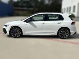Volkswagen Golf R Base 2.0T DSG 2026 — side view