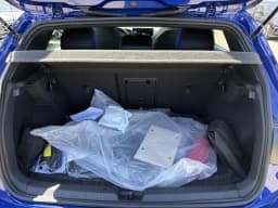 Volkswagen Golf R Base 2.0T DSG 2026 — side view