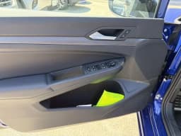 Volkswagen Golf R Base 2.0T DSG 2026 — side view