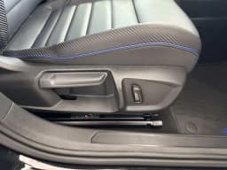 Volkswagen Golf R Base 2.0T DSG 2026 — side view