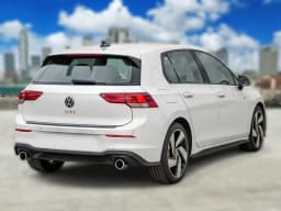 Volkswagen Golf GTI S 2.0T DSG 2026 — side view