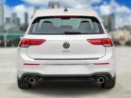 Volkswagen Golf GTI S 2.0T DSG 2026 — side view