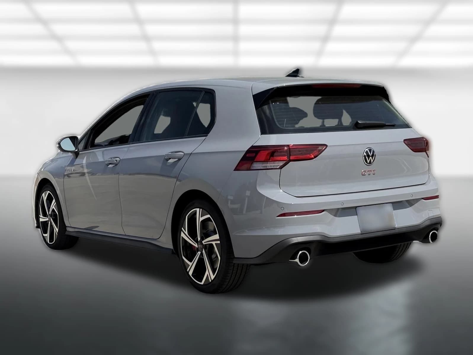 Volkswagen Golf GTI SE 2.0T DSG 2026 — side view