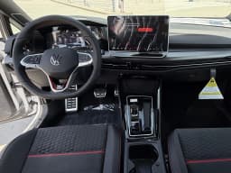 Volkswagen Golf GTI SE 2.0T DSG 2026 — side view