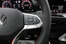 Volkswagen Golf GTI SE 2.0T DSG 2026 — side view