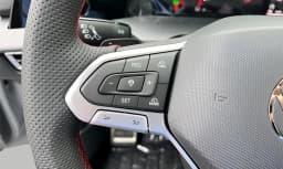 Volkswagen Golf GTI Autobahn 2.0T DSG 2025 — side view