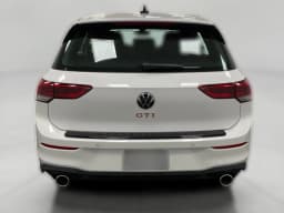 Volkswagen Golf GTI Autobahn 2.0T DSG 2026 — side view