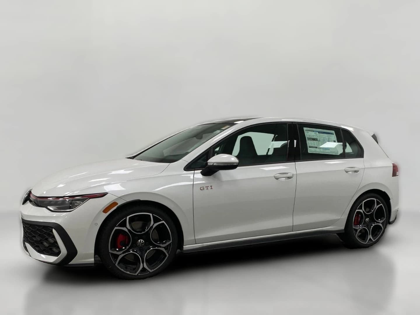 Volkswagen Golf GTI Autobahn 2.0T DSG 2026 — side view