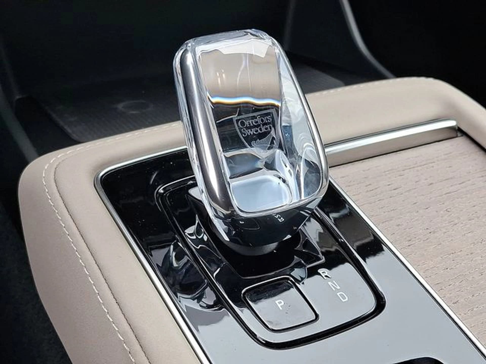 Volvo XC90 Plus B6 AWD 7-Seater 2026 — side view