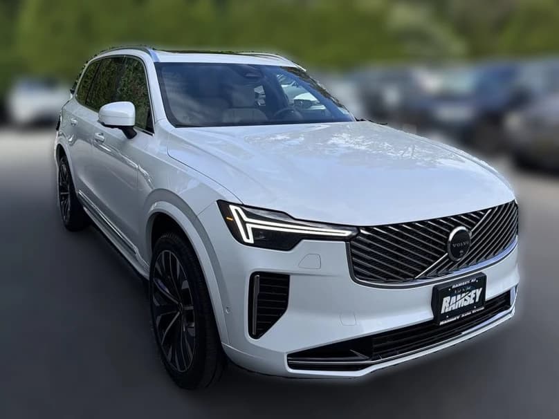 Volvo XC90 Plus B6 AWD 7-Seater 2026 — side view