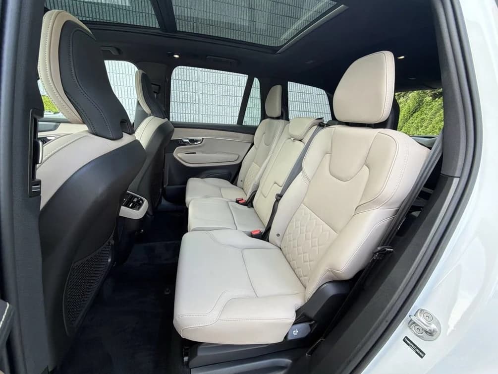 Volvo XC90 Plus B6 AWD 7-Seater 2026 — side view
