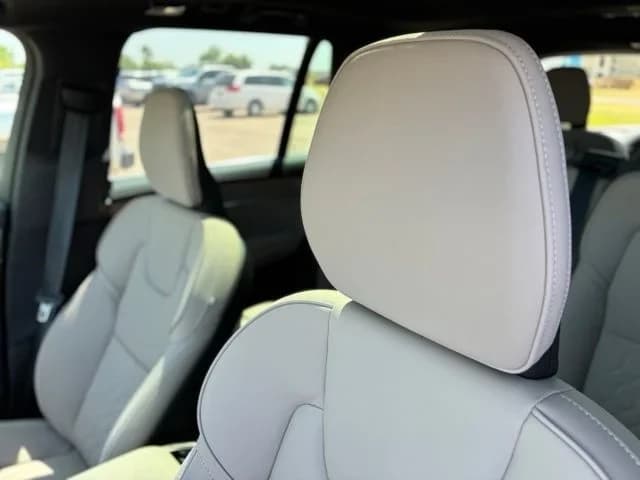 Volvo XC90 Plus B6 AWD 7-Seater 2026 — side view