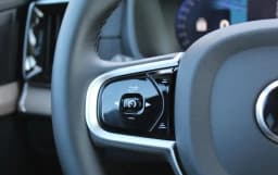 Volvo XC90 Plus B6 AWD 7-Seater 2026 — side view