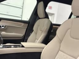 Volvo XC90 Plus B6 AWD 7-Seater 2026 — side view