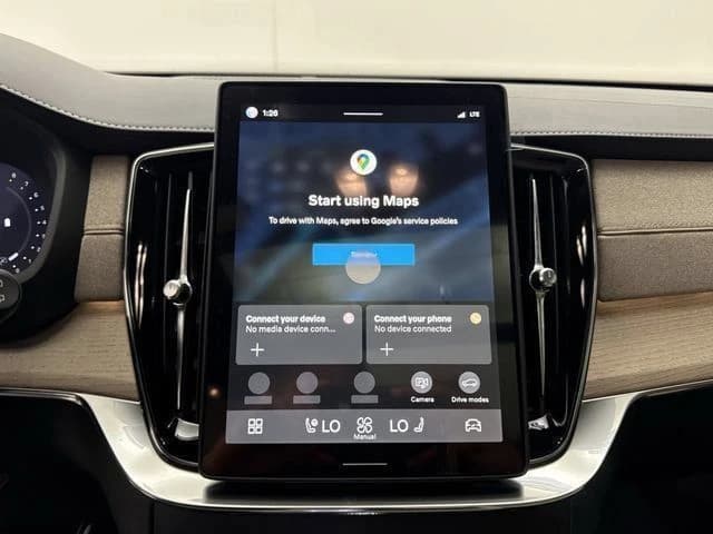 Volvo XC90 Plus B6 AWD 7-Seater 2026 — side view