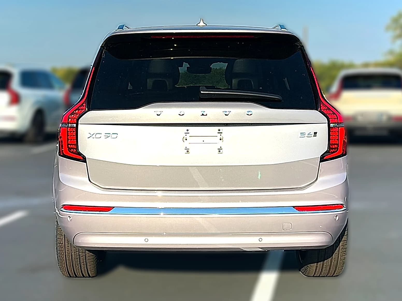 Volvo XC90 Plus B6 AWD 7-Seater 2026 — side view