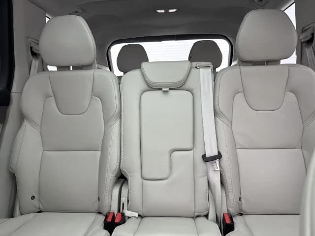 Volvo XC90 Ultra B6 AWD 7-Seater 2026 — side view