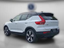 Volvo EX40 Plus Single Motor Extended Range RWD 2026 — side view