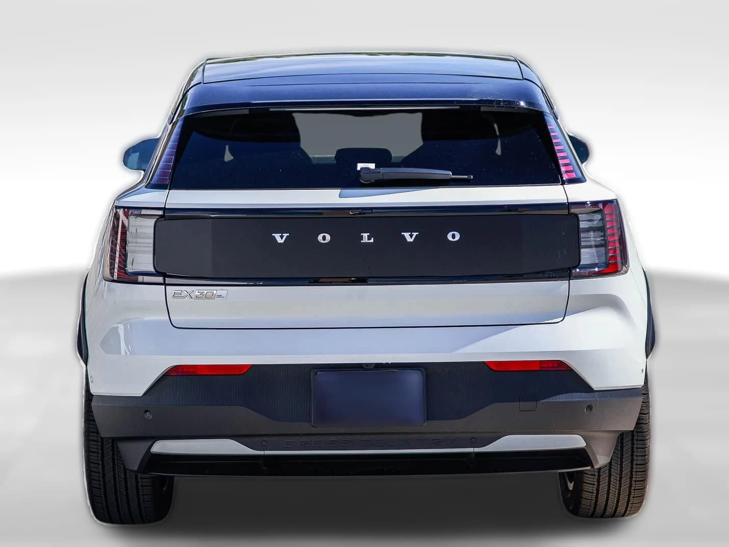 Volvo EX30 Cross Country Ultra Twin Motor AWD 2026 — side view