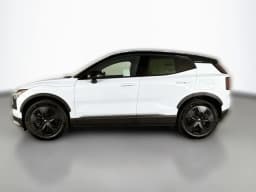 Volvo EX30 Cross Country Ultra Twin Motor AWD 2026 — side view