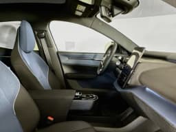 Volvo EX30 Cross Country Ultra Twin Motor AWD 2026 — side view