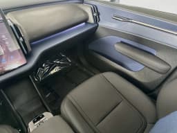 Volvo EX30 Cross Country Ultra Twin Motor AWD 2026 — side view