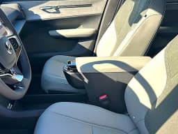 Volvo EX30 Cross Country Ultra Twin Motor AWD 2026 — side view