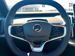 Volvo EX30 Cross Country Ultra Twin Motor AWD 2026 — side view