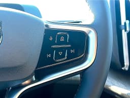 Volvo EX30 Cross Country Ultra Twin Motor AWD 2026 — side view