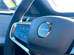 Volvo EX30 Cross Country Ultra Twin Motor AWD 2026 — side view