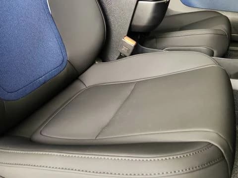 Volvo EX30 Cross Country Ultra Twin Motor AWD 2026 — side view