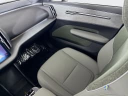 Volvo EX30 Plus Twin Motor AWD 2026 — side view