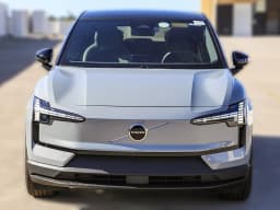 Volvo EX30 Plus Twin Motor AWD 2026 — side view