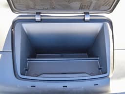 Volvo EX30 Plus Twin Motor AWD 2026 — side view